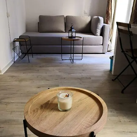 Carre Dor, Zone Pietonne, Studio Renove Au Calme Apartment Nice